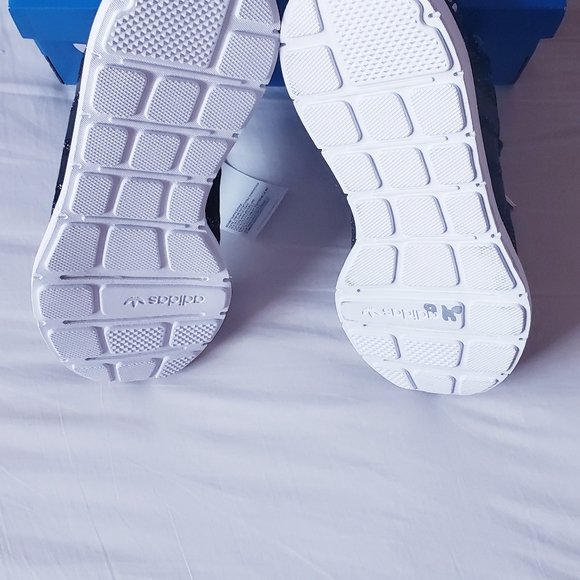 Adidas Swift Run Core Black - Picture 5 of 8